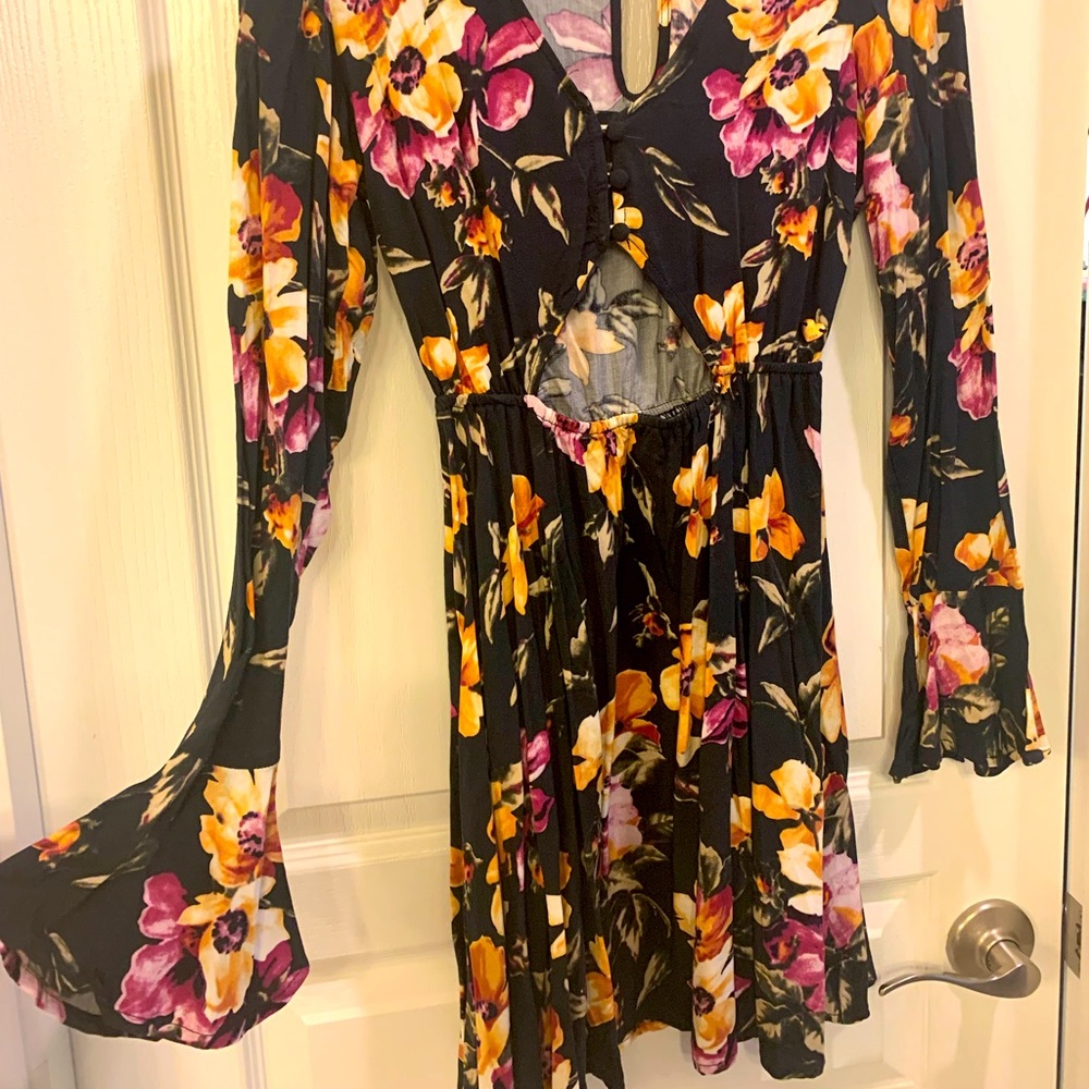 Kendall & Kylie dress longsleeve